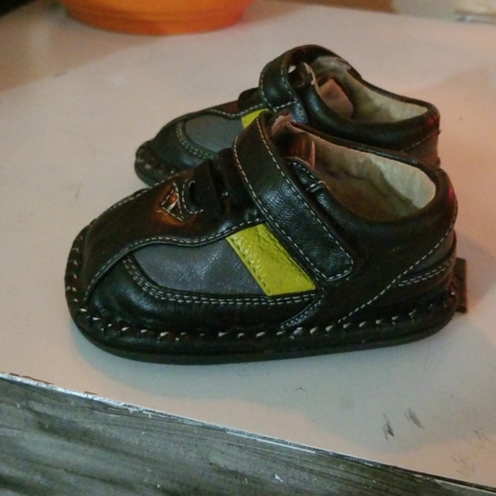 SEE KAI RUN boys soft sole walkers size 3 eu19